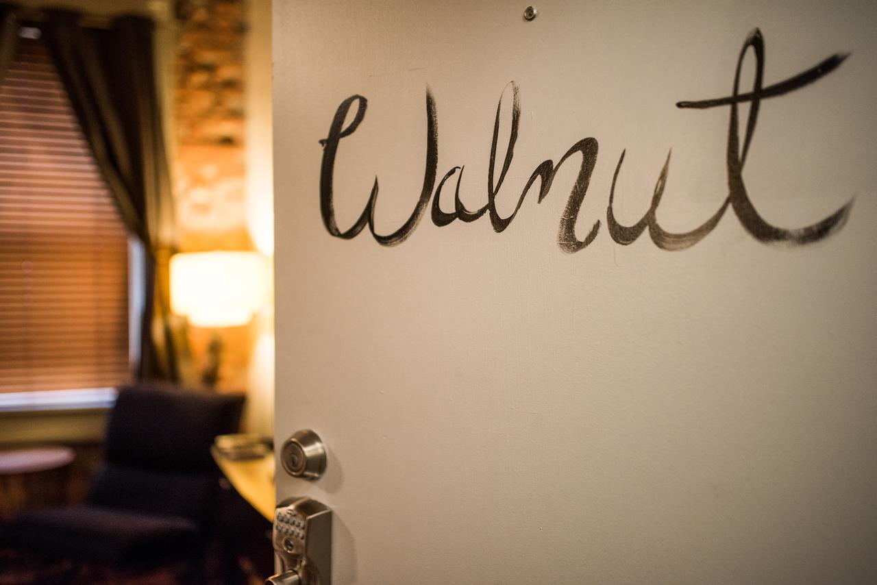 בלומינגטון The Walnut Street Inn מראה חיצוני תמונה