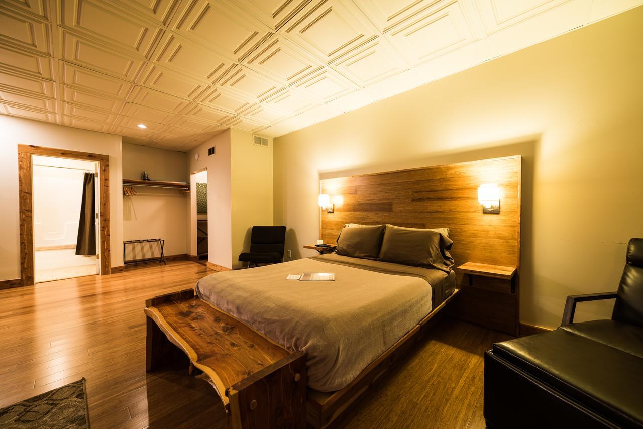 בלומינגטון The Walnut Street Inn מראה חיצוני תמונה
